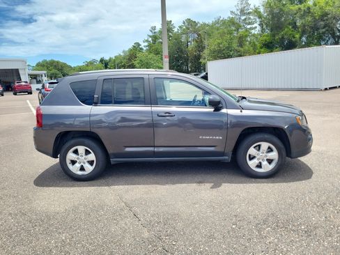 Used 2016 Jeep Compass Sport w/ Power Value Group FWD image 6