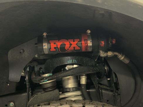 Used 2023 Ford F150 Lariat w/ Equipment Group 502A High image 25