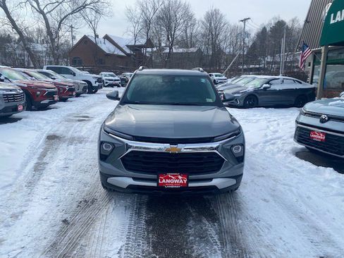 New 2026 Chevrolet TrailBlazer LT w/ Convenience Package image 2