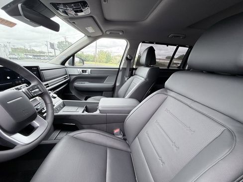 New 2025 Hyundai Santa Fe Limited image 24