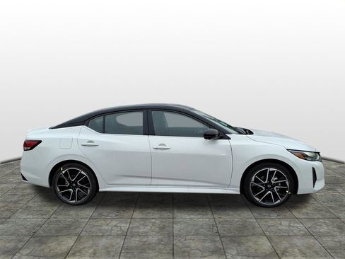New 2025 Nissan Sentra SR w/ SR Premium Package image 2