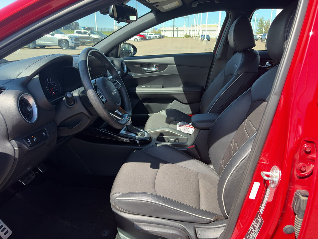 Used 2024 Kia Forte GT-Line FWD image 9
