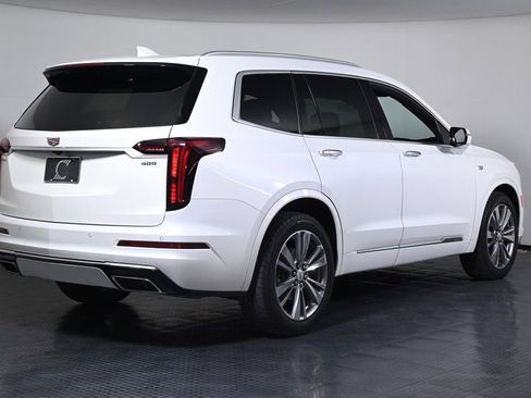 Used 2024 Cadillac XT6 Premium Luxury image 5