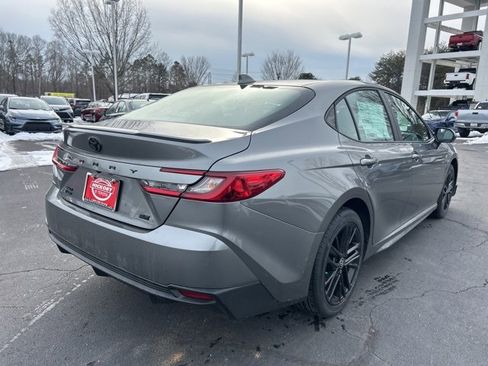 New 2026 Toyota Camry SE image 5