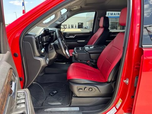 Used 2022 GMC Sierra 1500 Elevation AWD/4WD image 18