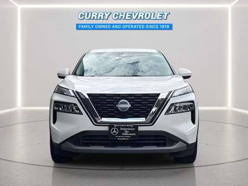Used 2023 Nissan Rogue SV AWD/4WD image 11
