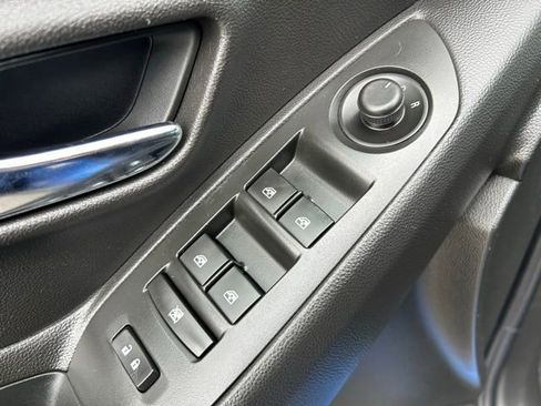 Used 2016 Chevrolet Trax LT w/ LT Convenience Package image 25