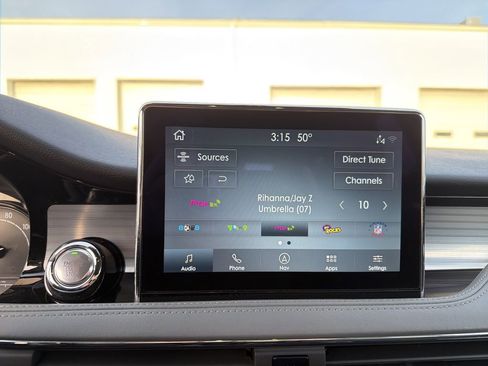 Certified 2022 Lincoln Corsair AWD w/ Premium Package image 24