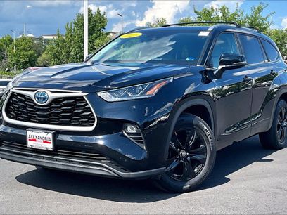 Used 2023 Toyota Highlander Bronze Edition