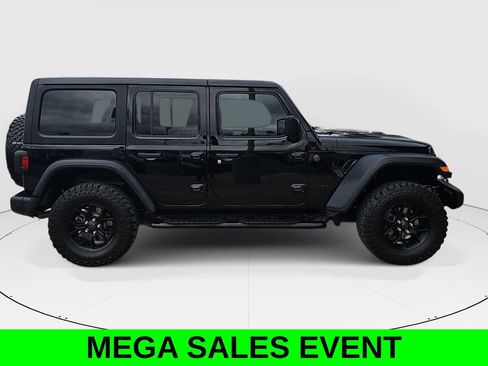 Used 2024 Jeep Wrangler Unlimited Sport AWD/4WD image 2