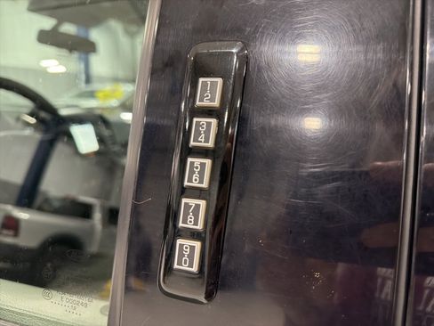 Used 2019 Ford F150 XLT w/ Trailer Tow Package image 7