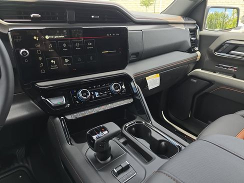 New 2026 GMC Sierra 1500 AT4 w/ AT4 Premium Package AWD/4WD image 22