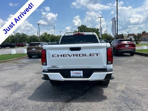 Used 2024 Chevrolet Colorado LT w/ LT Convenience Package II RWD image 4