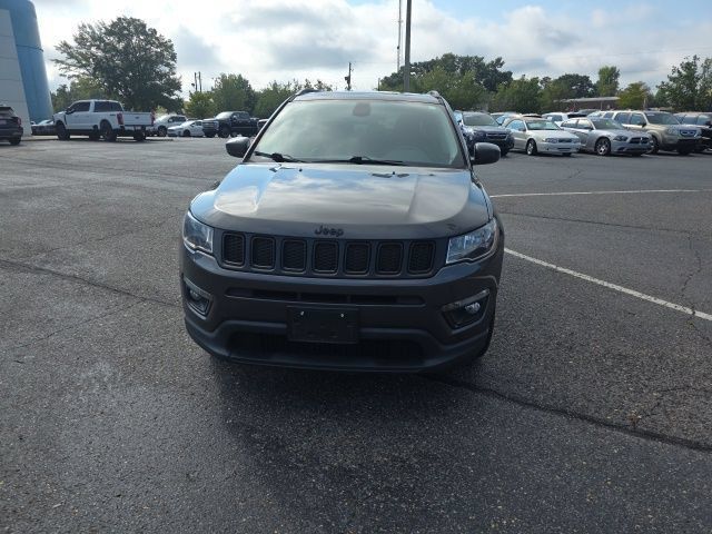 Used 2019 Jeep Compass Latitude FWD image 8