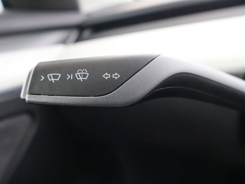 Used 2023 Tesla Model 3 Standard Range RWD image 37