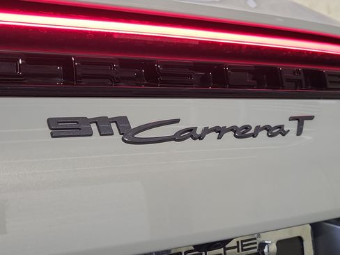 Certified 2026 Porsche 911 Carrera T RWD image 15