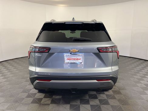 New 2026 Chevrolet Equinox LT FWD image 4