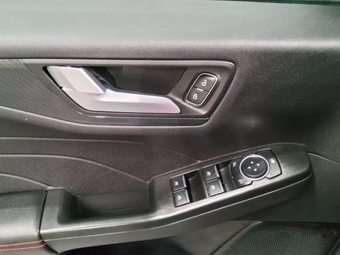 Used 2023 Ford Escape ST-Line w/ Tech Pack #1 FWD image 32