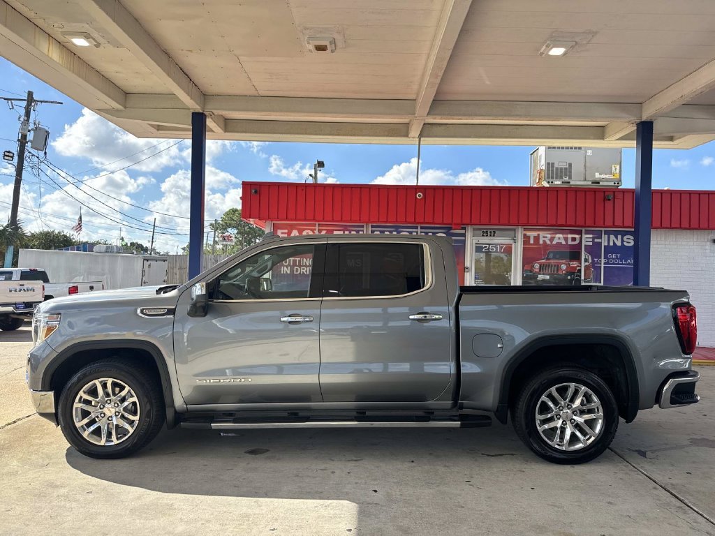 Used 2021 GMC Sierra 1500 SLT RWD image 4