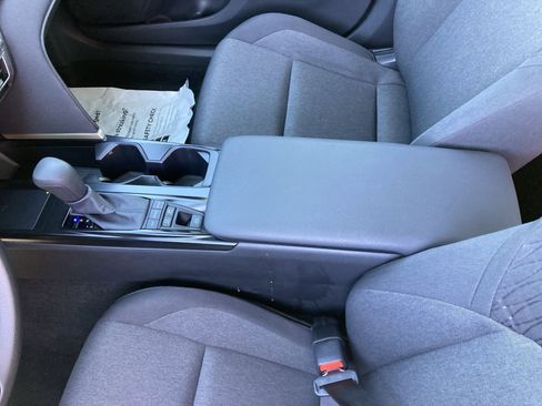 Used 2026 Toyota Camry LE w/ Convenience Package image 24