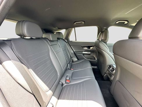 Used 2025 Mercedes-Benz GLC 300 4MATIC w/ AMG Line image 26