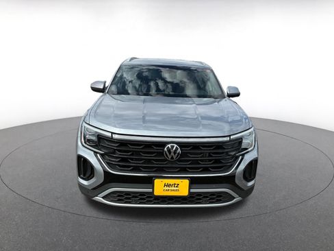 Used 2025 Volkswagen Atlas Cross Sport SE image 7