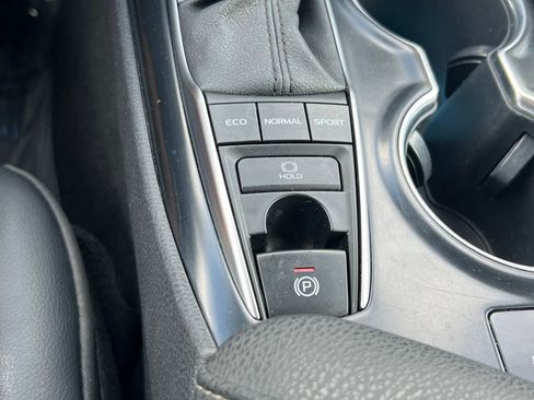 Used 2020 Toyota Camry XSE w/ Carpet Mat Package image 26