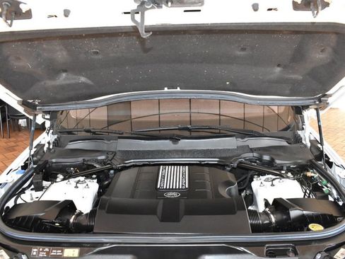 Used 2020 Land Rover Discovery HSE image 37