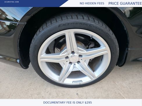 Used 2011 Mercedes-Benz SL 550 image 24