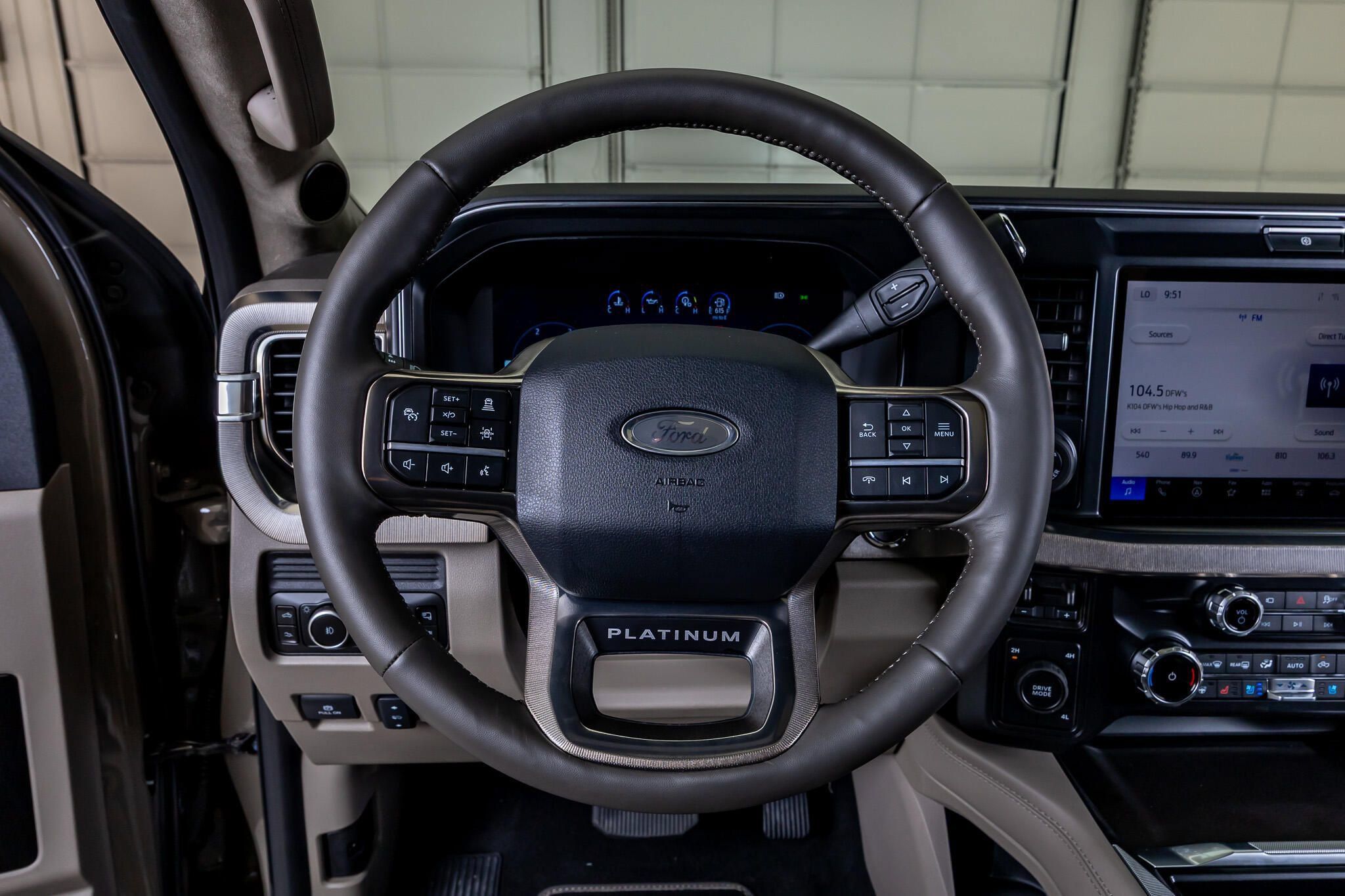 Used 2026 Ford F450 Platinum w/ Platinum Plus Package AWD/4WD image 17