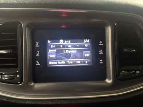 Used 2015 Dodge Challenger SXT RWD image 13