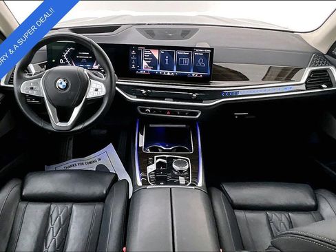 Used 2025 BMW X7 xDrive40i image 21
