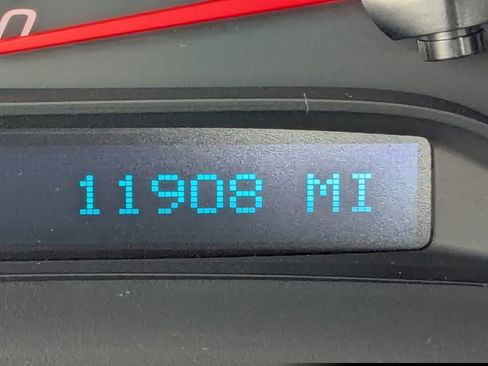 Used 2013 Chevrolet Corvette Grand Sport w/ 2LT Preferred Equipment Group image 24