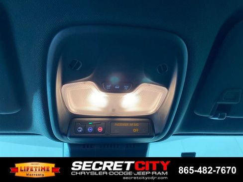 Used 2023 Chevrolet Colorado W/T w/ WT Convenience Package II RWD image 19