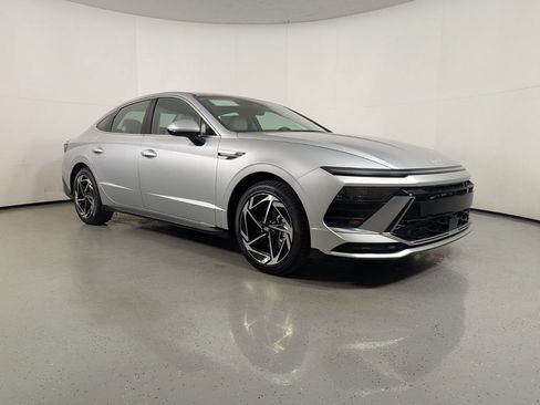 New 2026 Hyundai Sonata SEL image 1