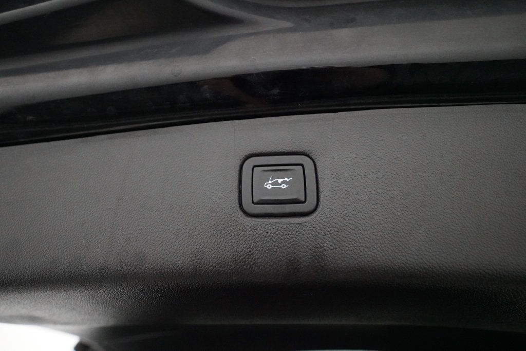 Used 2022 Chevrolet Blazer LT w/ Redline Edition AWD/4WD image 15