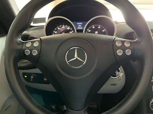 Used 2005 Mercedes-Benz SLK 350 image 36