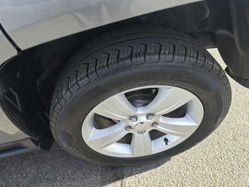 Used 2016 Jeep Compass Latitude image 24