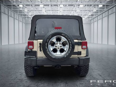 Used 2016 Jeep Wrangler Unlimited Sport w/ Quick Order Package 24S AWD/4WD image 4