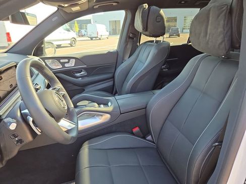 New 2025 Mercedes-Benz GLS 580 4MATIC image 27