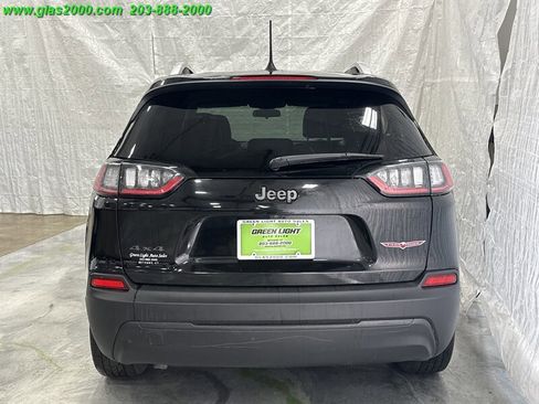 Used 2019 Jeep Cherokee Latitude Plus w/ Cold Weather Group image 19