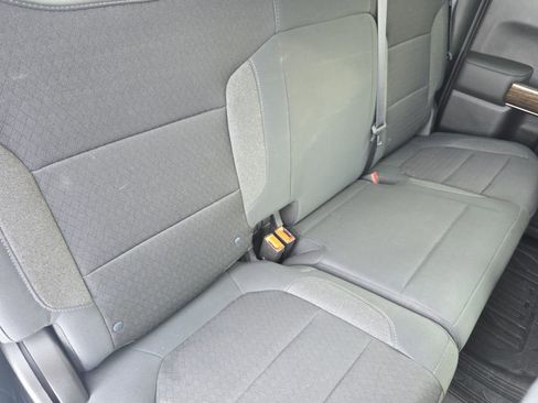 Used 2019 GMC Sierra 1500 SLE w/ SLE Value Package image 19