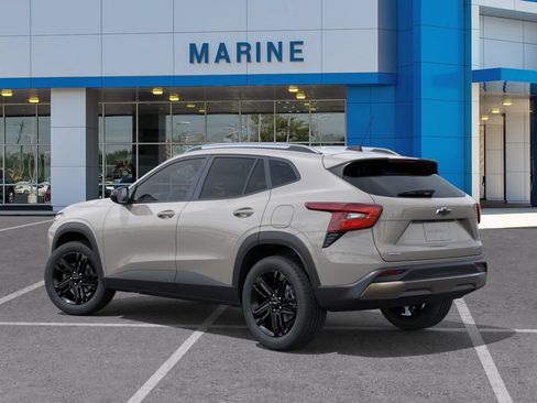 New 2026 Chevrolet Trax ACTIV FWD image 3