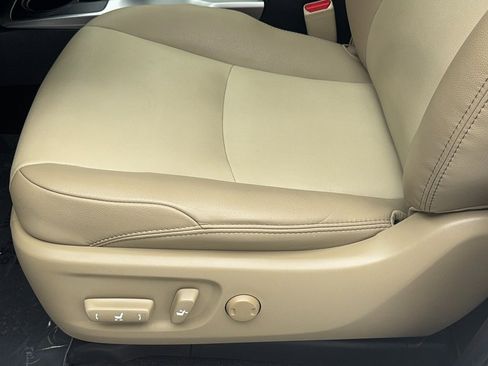 Used 2021 Toyota 4Runner SR5 Premium w/ Moonroof Package image 31