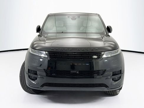 Used 2024 Land Rover Range Rover Sport SE image 2