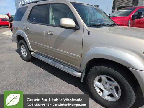 Used 2001 Toyota Sequoia SR5 AWD/4WD image 5