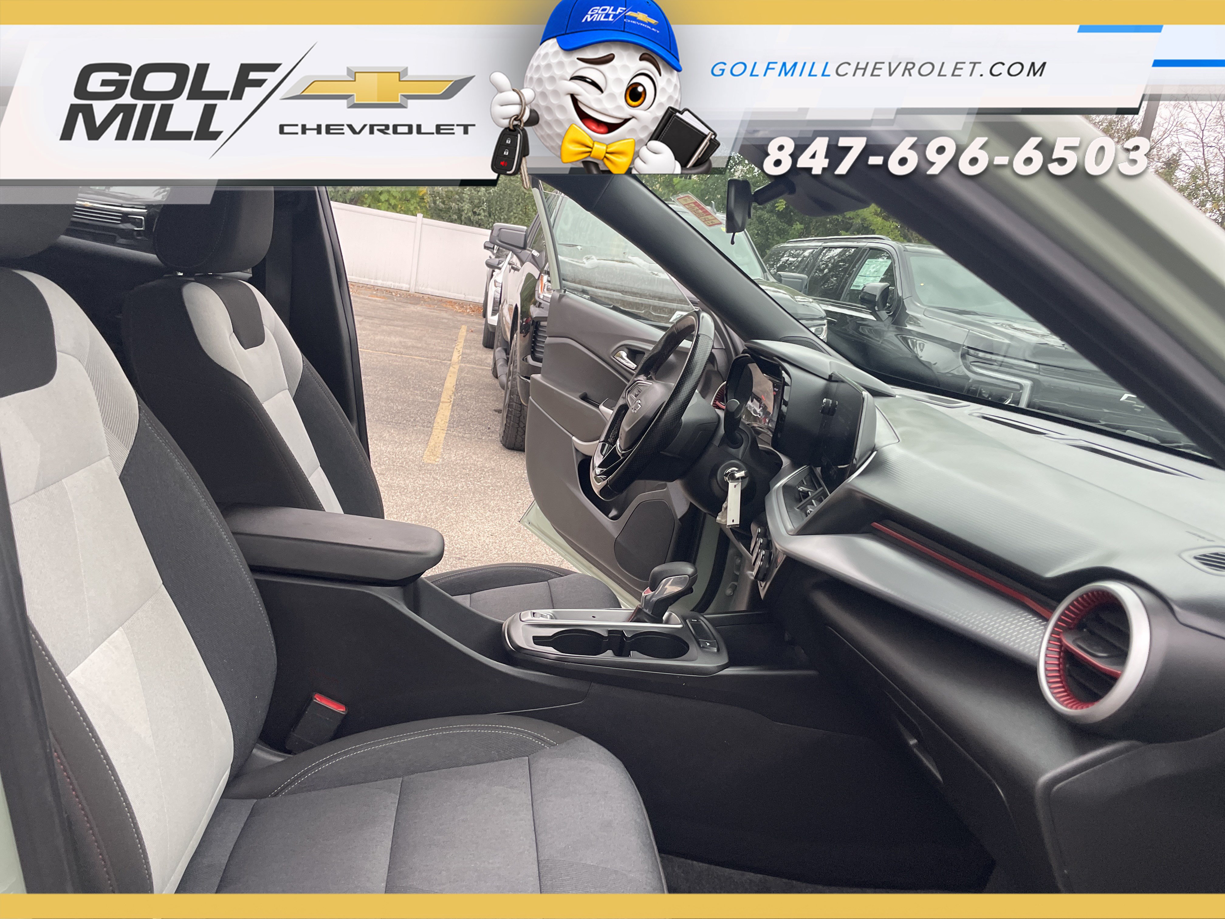 Used 2024 Chevrolet Trax RS w/ Driver Confidence Package FWD image 30