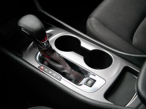 Used 2024 Chevrolet Malibu RS image 30