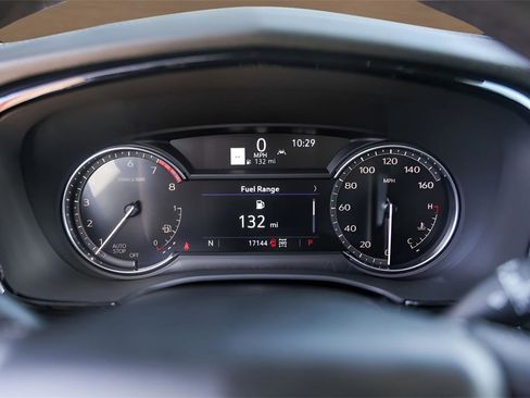 Used 2025 Cadillac XT6 Premium Luxury image 11