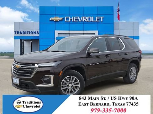 Certified 2023 Chevrolet Traverse LT FWD image 1